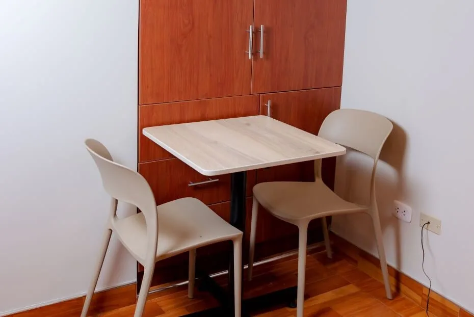 Habitación Simple — baño privado con agua caliente